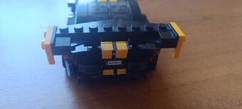 Predám stavebnicu Pretekárske auto 666026 - 7