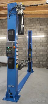 Dvojstlpový zdvihák 4.000 kg/2 m AUTOMAT,ZÁRUKA - 7