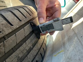 60€ za 4KS Letné pneu 215/55R17 Pirelli Cinturato P7 - 7