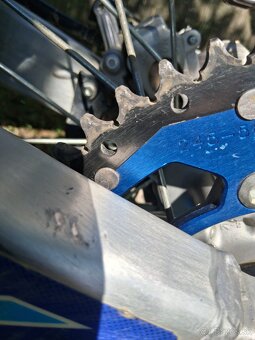 Yamaha yzf 250 - 7