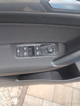Volkswagen Touran 1.6tdi - 7