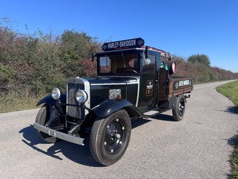 ✅ Chevrolet Truck z roku 1931 s nadstavbou pojazdný BAR - 7