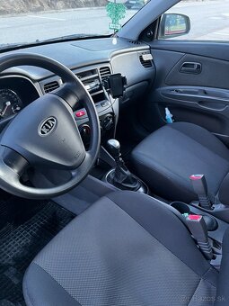 Kia Rio 2008 1.4 16V benzín - 7