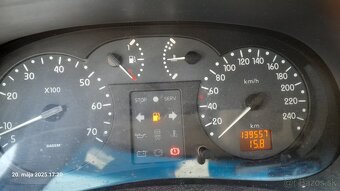 Predám Renault Thalia1.4 benzín 55kw r.v.04 km 139775 - 7