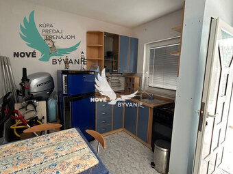 Dom 6x apartmán blízko mora v Chorvátsku - 7