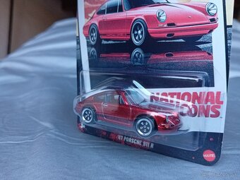 Hot Wheels National Icons - 7