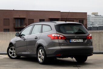 Ford focus kombi Ecoboost 1.0 - 7