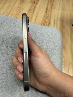 iPhone 16 pro natural titanium - 7