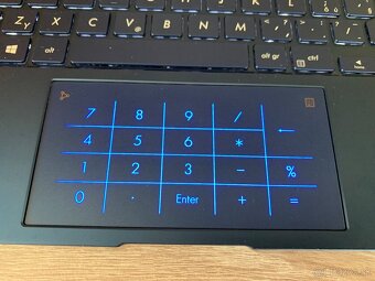 REZERVOVANE Asus ZenBook UX434FAC 14 palcovy - 7