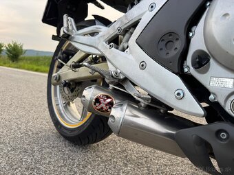 Kawasaki ER6N - 7