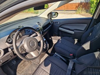 Mazda 2 1.3i - 7