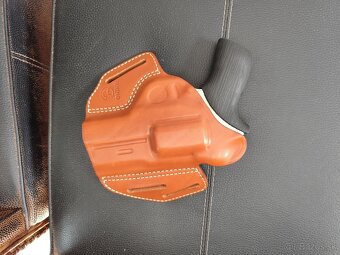 Revolver Chiappa Rhino 3" Chrome - 7