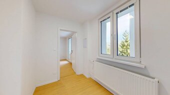 2-izbový byt (41 m2), kompletná rekonštrukcia, lódžia (5,5 m - 7