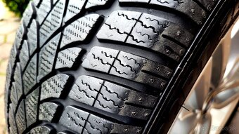 alu R18 5x112, zimné pneu 245/45 RFT, nové BMW rada 5 - 7