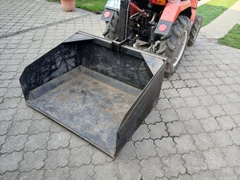 Vyklopna bedňa za traktor - 7