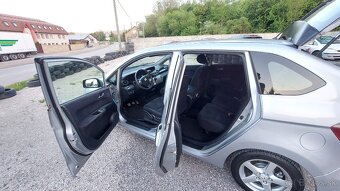Honda FR-V 6miestne 2.2 ictdi 103kw nafta 2006 - 7