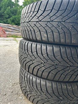 Zimné pneumatiky Kumho 215/55 R17 - 7