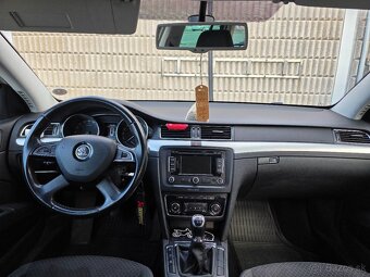 Škoda Superb 2.0 TDI Combi - 7