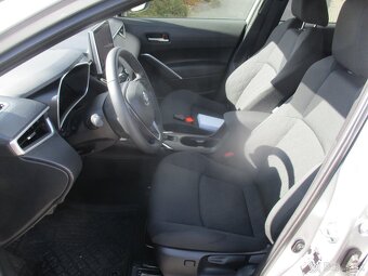 TOYOTA COROLLA CROSS AC STYLE TECH 2,0 HEV 4x4 DPH - 7