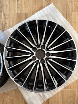 Original elektrony Mercedes trieda C AMG packet - 7