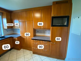 Kuchynská linka so spotrebičmi - masív dvierka - 7