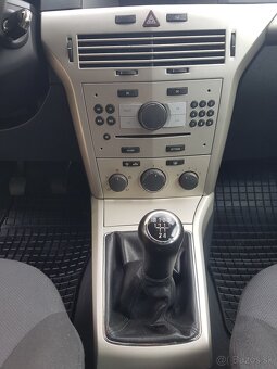 Opel Astra - 7
