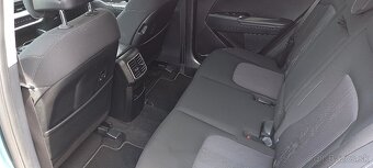 Kia Sportage 1.6 T-GDi mHEV Gold A/T Možný Leasing - 7