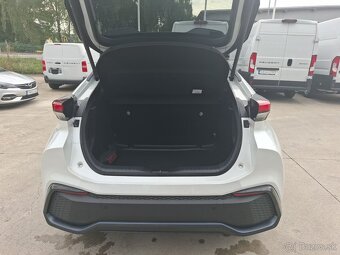 Toyota C-HR 1.8 Hybrid 140k e-CVT FWD EXECUTIVE - 7