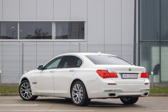 BMW Rad 7 740d xDrive 230 kW - 7