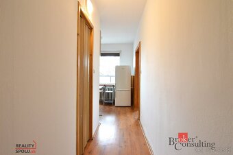 PREDAJ: Veľký 2-izbový byt (72 m²) s balkónom a špajzou – Li - 7