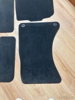 Autokoberce do Q5 - 7