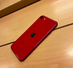 iPhone SE 2020 64GB Product red - veľmi dobrý stav - 7