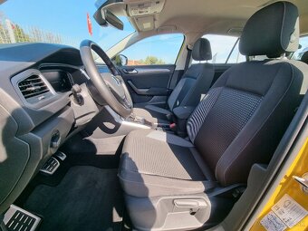 Volkswagen T-ROC 1.5 TSI EVO ACTIVE DSG 24.900,- Eur s DPH - 7