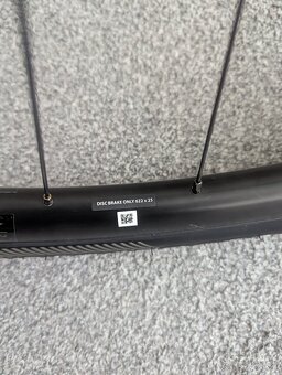 Predam Gravel kolesa Giant PX2 622x25 Tubeless - 7
