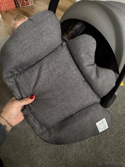 Vajíčko Cybex + otočná základňa - 7
