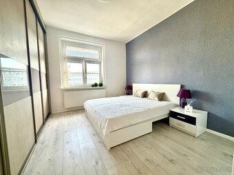 Krásny priestranný 3 izbový byt v centre BA - 7