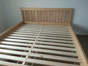 Masívna dubová posteľ Lucia + 2 stolíky zdarma - 7