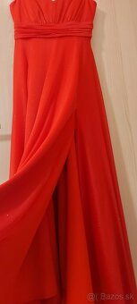 Krásne červené spoločenské šaty - 7