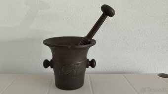 Starý válečný litinový mažiar s dělom a rokem 1914-1917 +tlo - 7