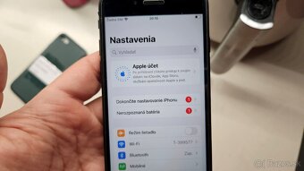 Apple iPhone SE 2020 - nová batéria - 7