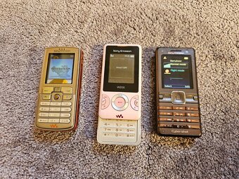 12x Sony Ericsson - rôzny stav - 7