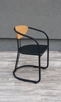 Set postmoderných kresiel v štýle Memphis. - 7