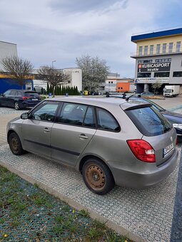 Predám Škoda Fabia Combi 1.4 16V Ambiente - 7
