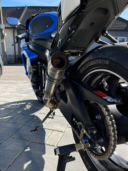 Suzuki Gsxr 750 - 7