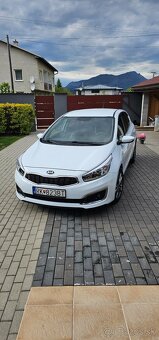 Kia ceed 1.6 crdi 100kw 150 000 km SR - 7