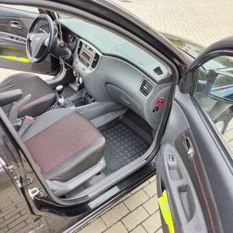 Auto Kia RIO 1.4 benzín 2008r. - 7