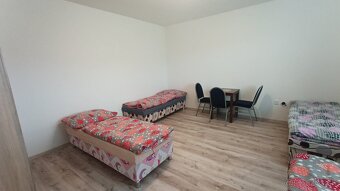 Na prenájom rodinný dom Nitra - Dražovce pár minút pešo od z - 7