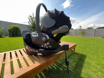 Cybex Cloud Z i-Size Plus Deep Black + Base Z - 7
