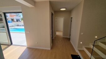 Moderná vila s bazénom a krásnym pozemkom, Zaton /Chorvátsko - 7