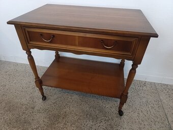 Rustikální konzolový stolek, nábytek z masívu, pojízdný - 7